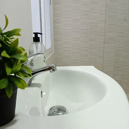 Estudio En Torremolinos, Plaza De Andalucia Апартаменти Торремолінос